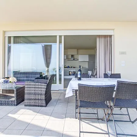 Aparthotel Il Poggio Al Sole 3*
